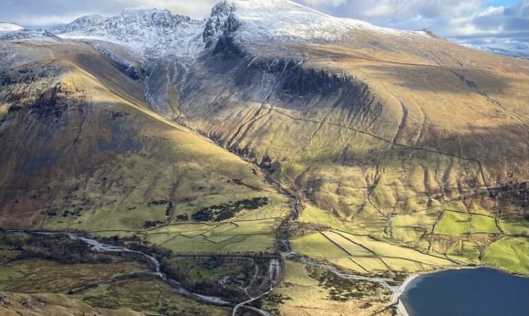 Scafell Pike ( Englands Highest Mountain)